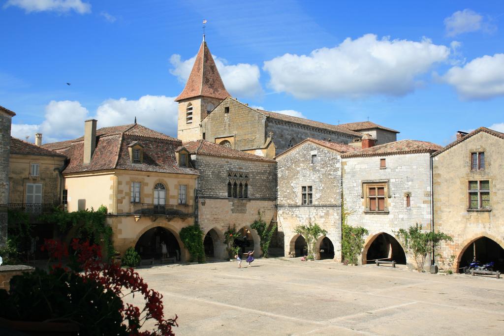 Le Camp De Ferie Villa Monpazier Cameră foto